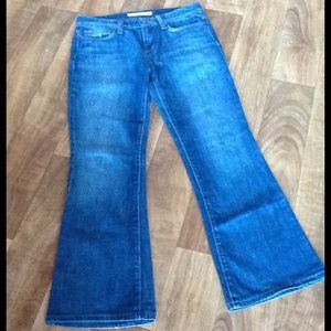 ❤️❤️Joe's Jeans Provocateur Fit Bootcut Denim 27
